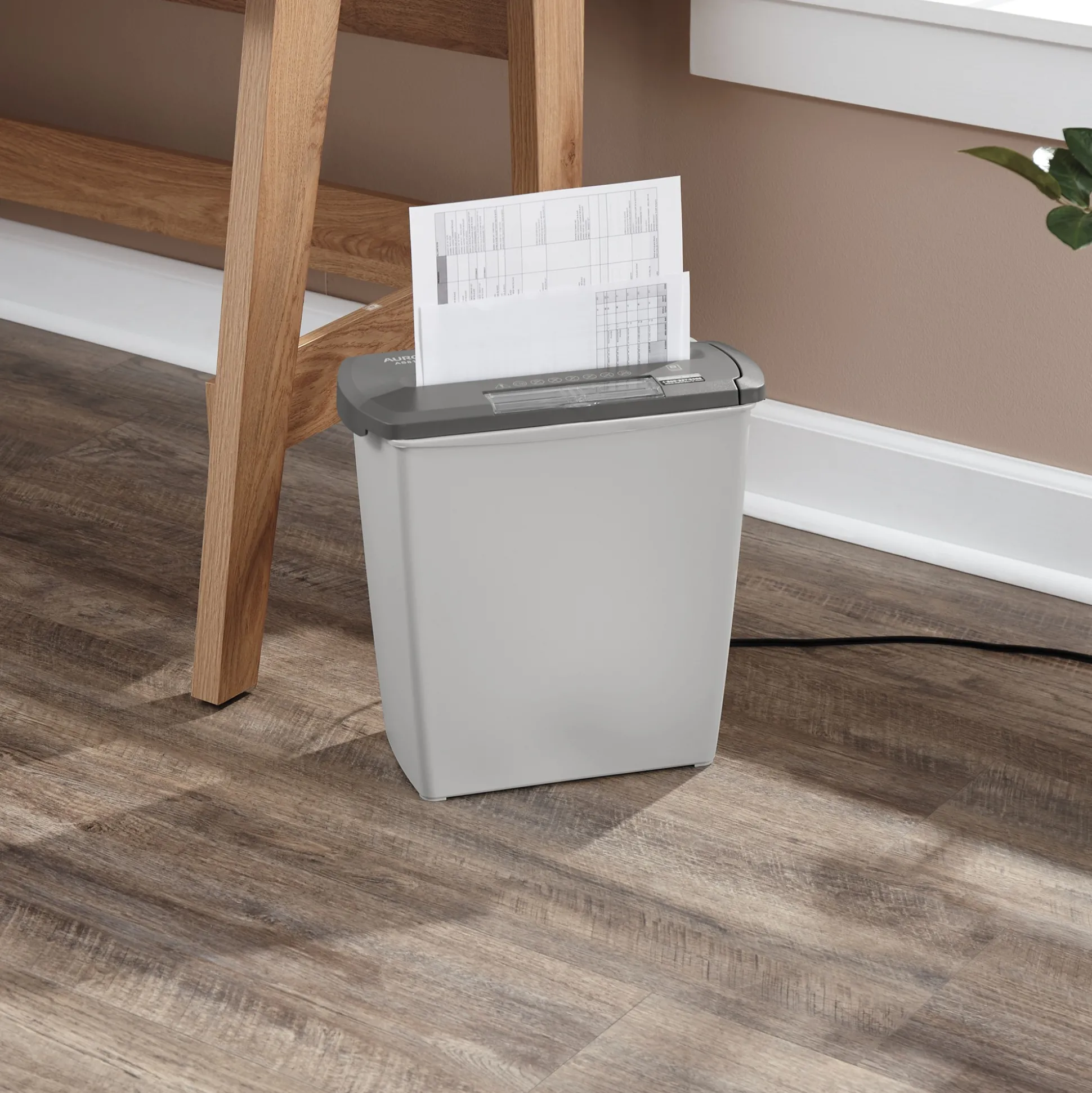 Aurora 8-Sheet Shredder