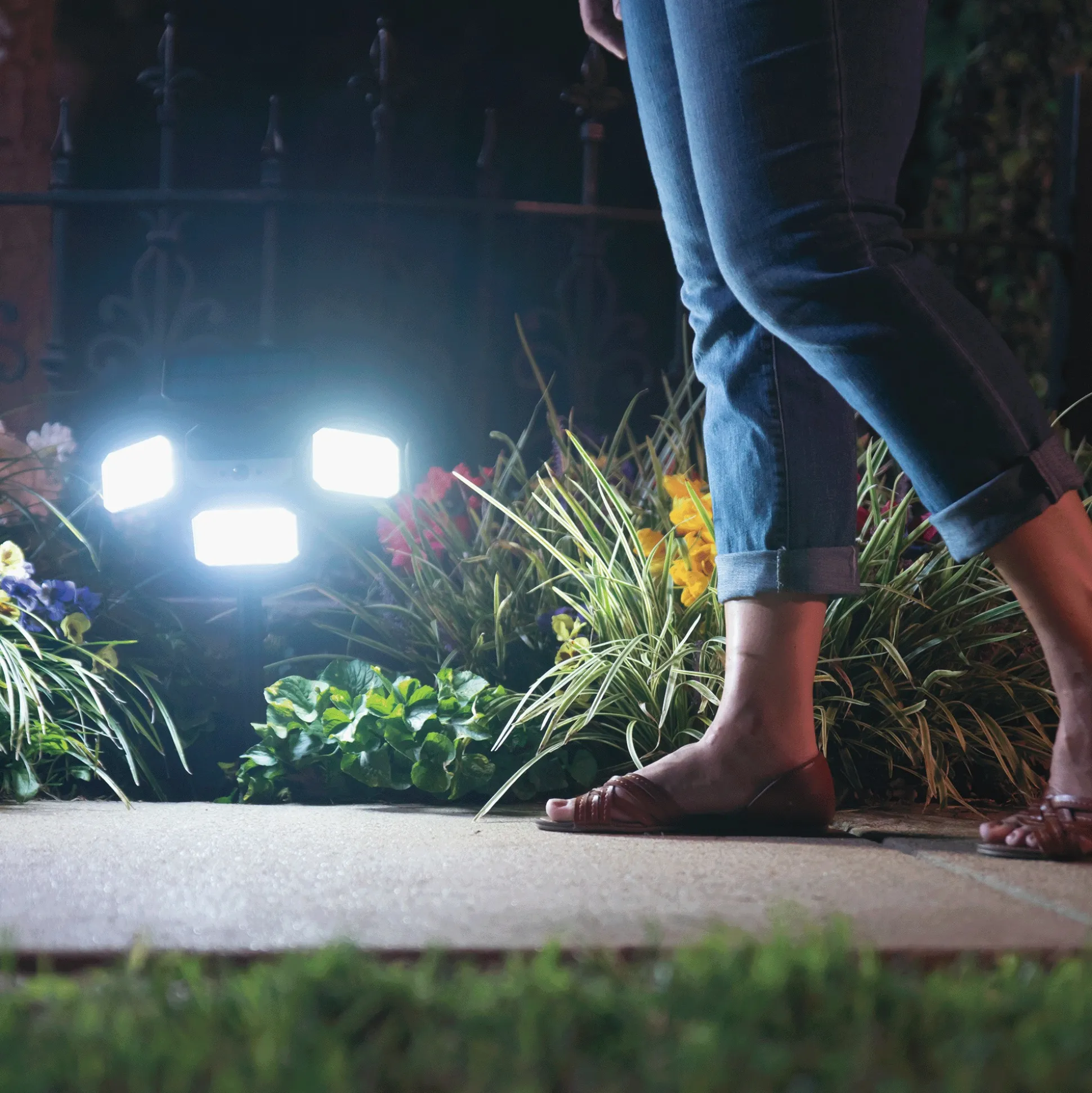 Bionic Flood Light