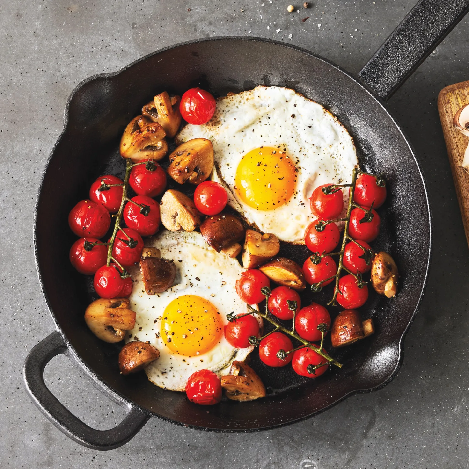 Bobby Flay by GreenPan 10" Cast Iron Fry Pan