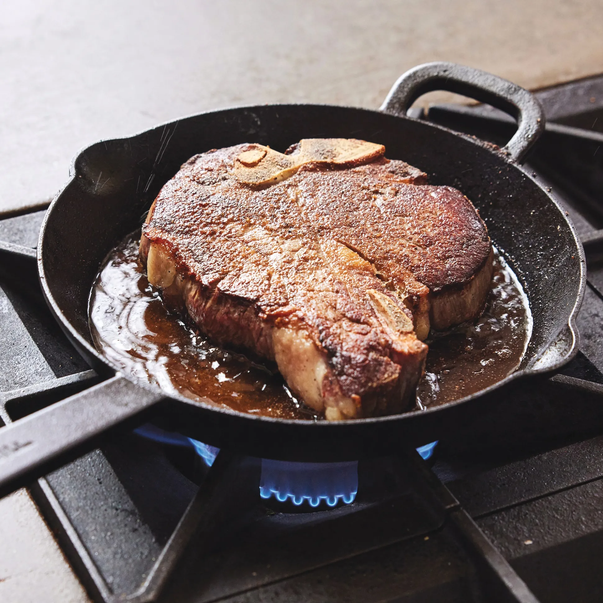Bobby Flay by GreenPan 10" Cast Iron Fry Pan