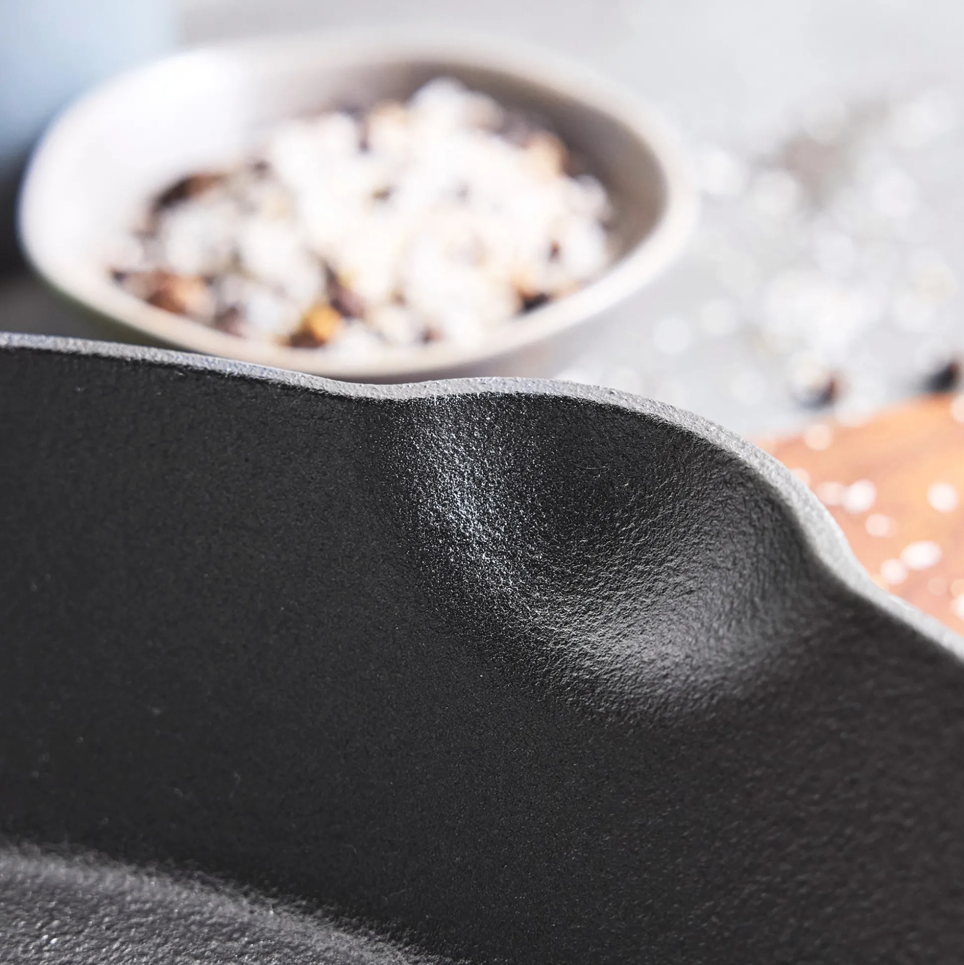 Bobby Flay by GreenPan 12" Cast Iron Fry Pan