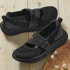 BOBS Women's Moda Flex Slip-On by Skechers