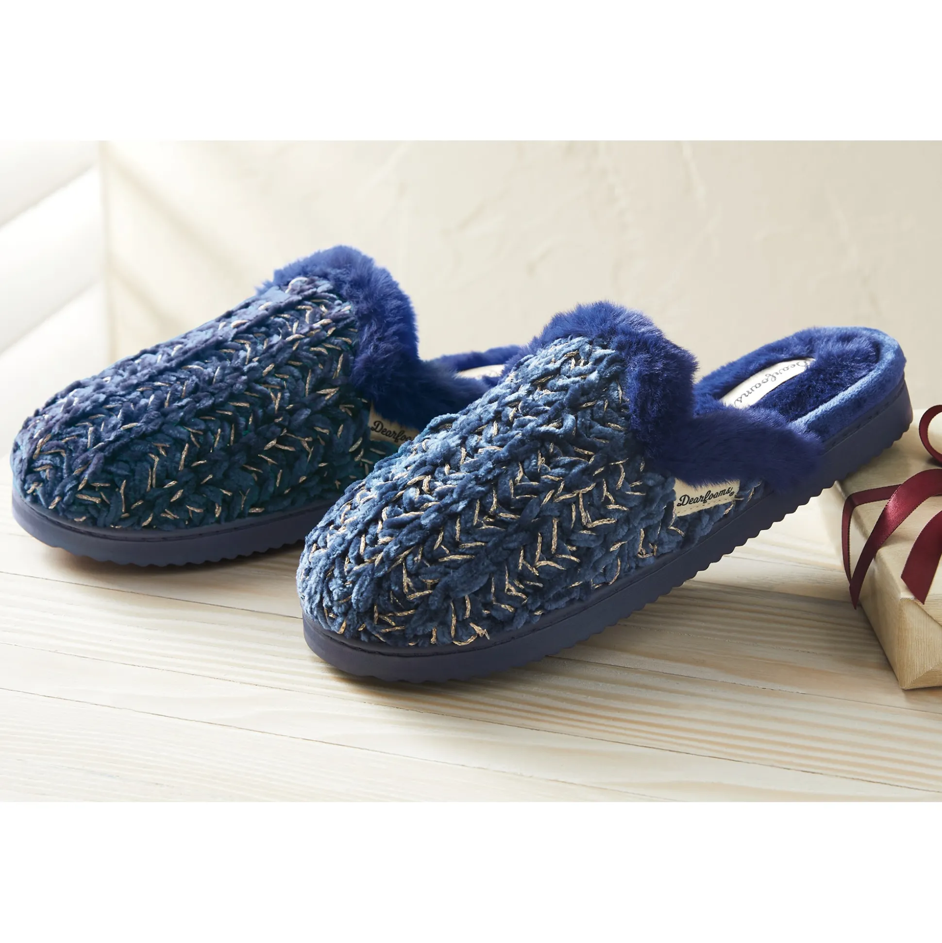 Dearfoams Paris Chenille Shaped Tab Scuff