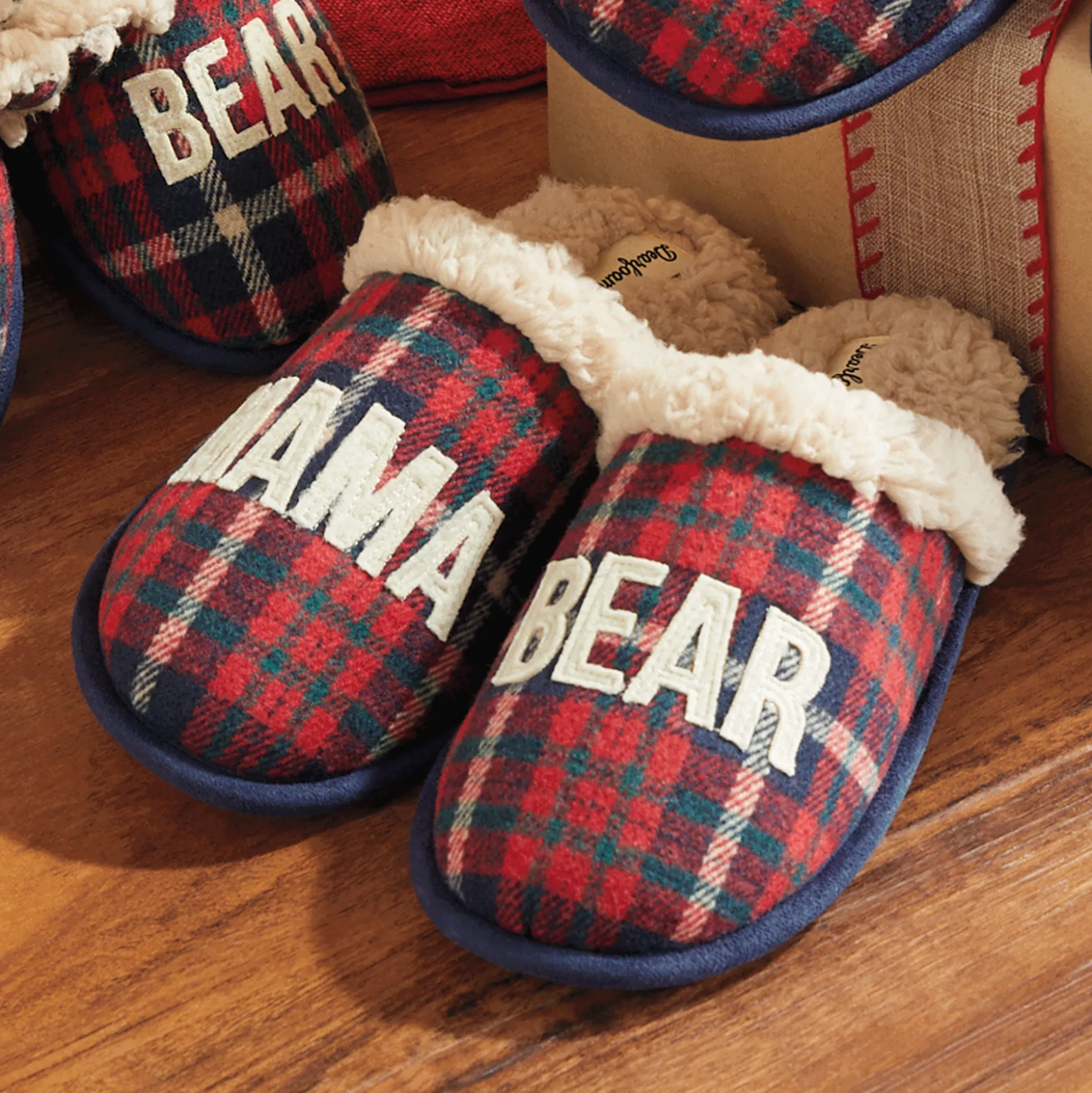 Dearfoams Women's Mama Bear Scuff
