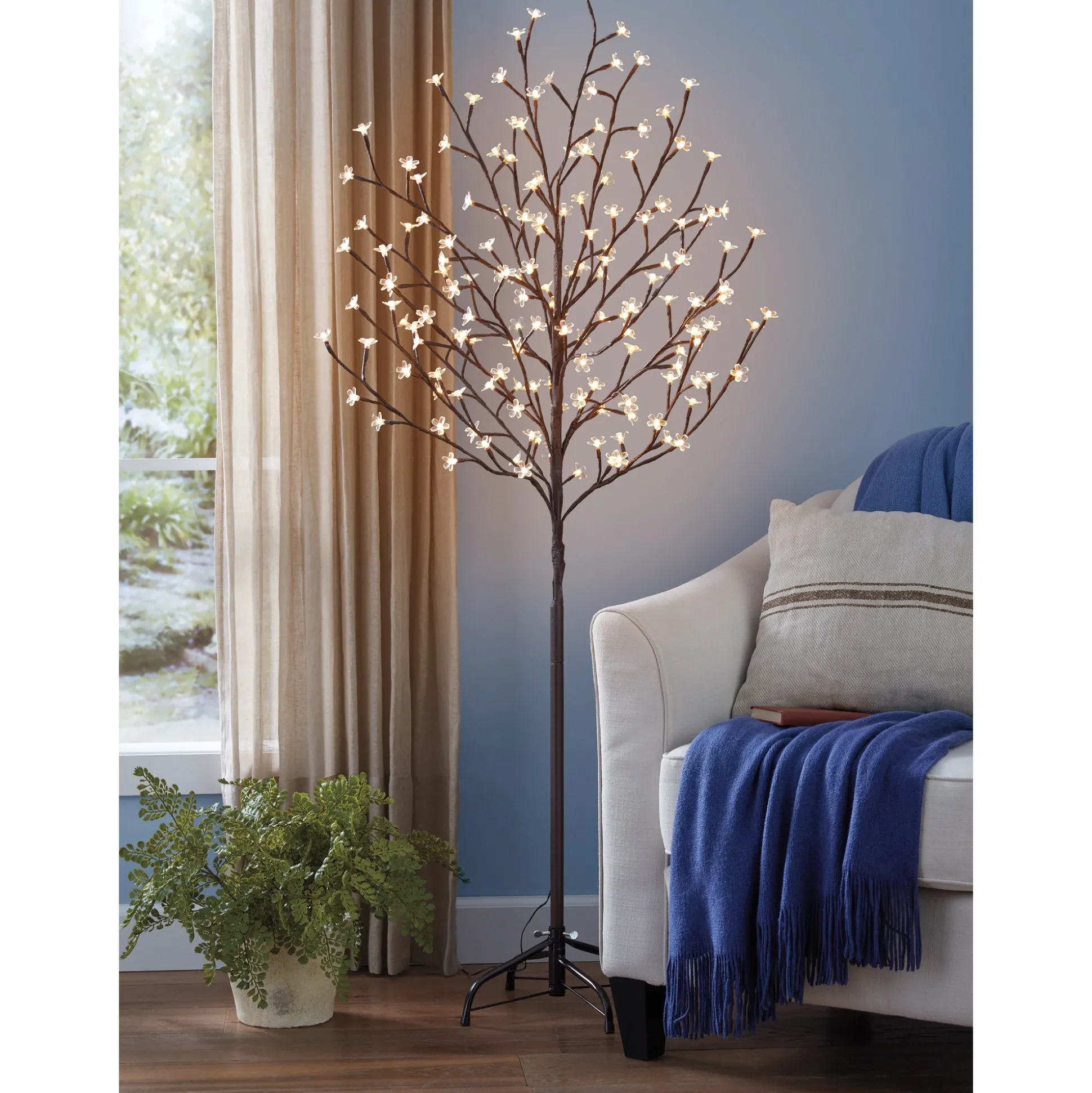 Dogwood Lit Tree