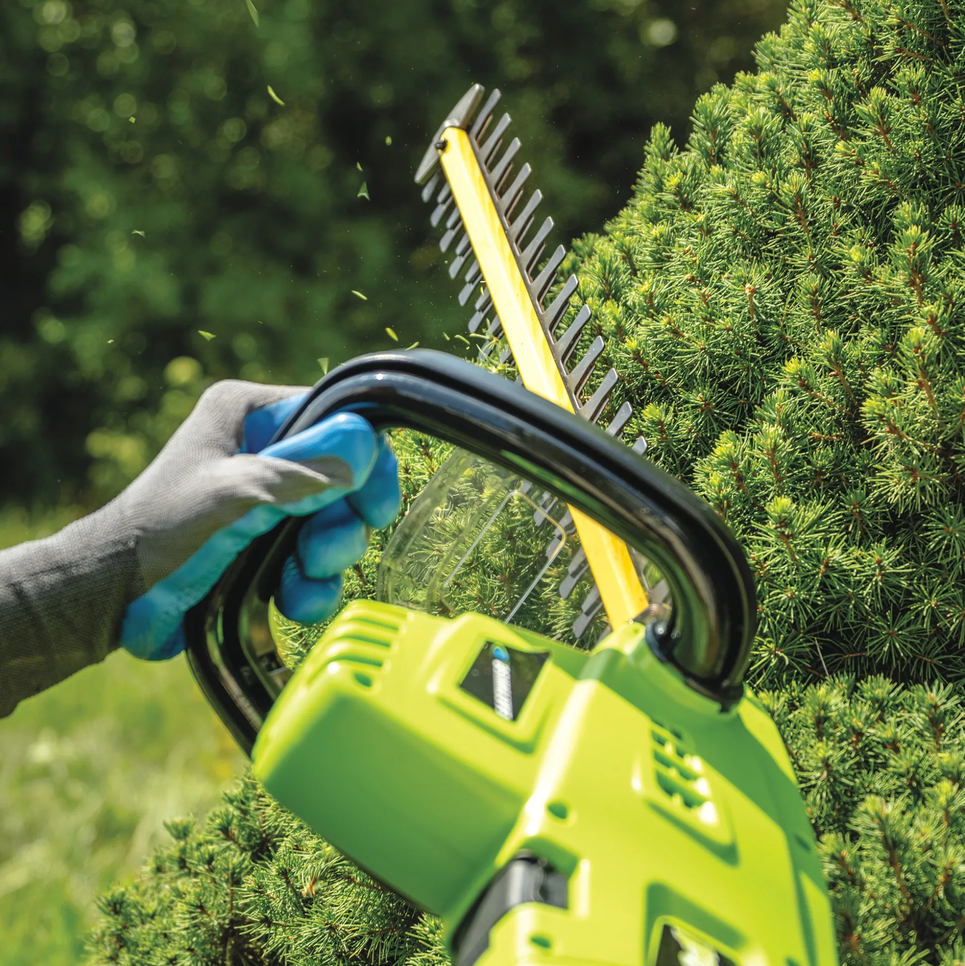 Earthwise 2-in-1 Corded Electric Hedge Trimmer