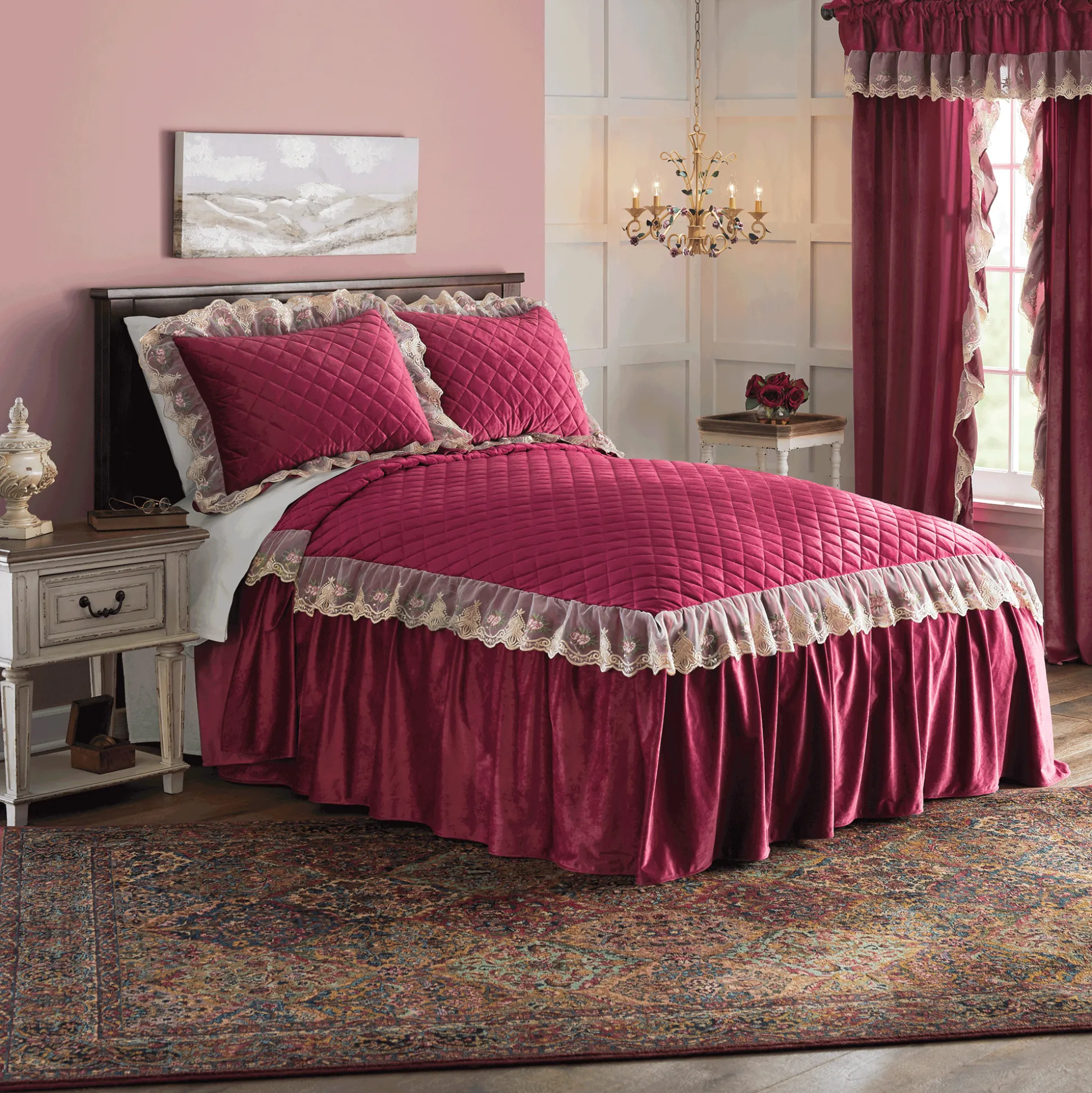 Elizabeth Velvet Bedspread Set
