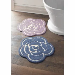 Flower-Shaped Bath Mat
