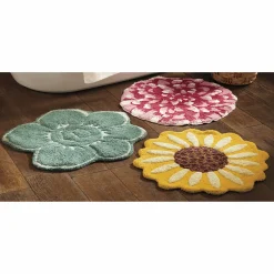 Flower-Shaped Bath Mat