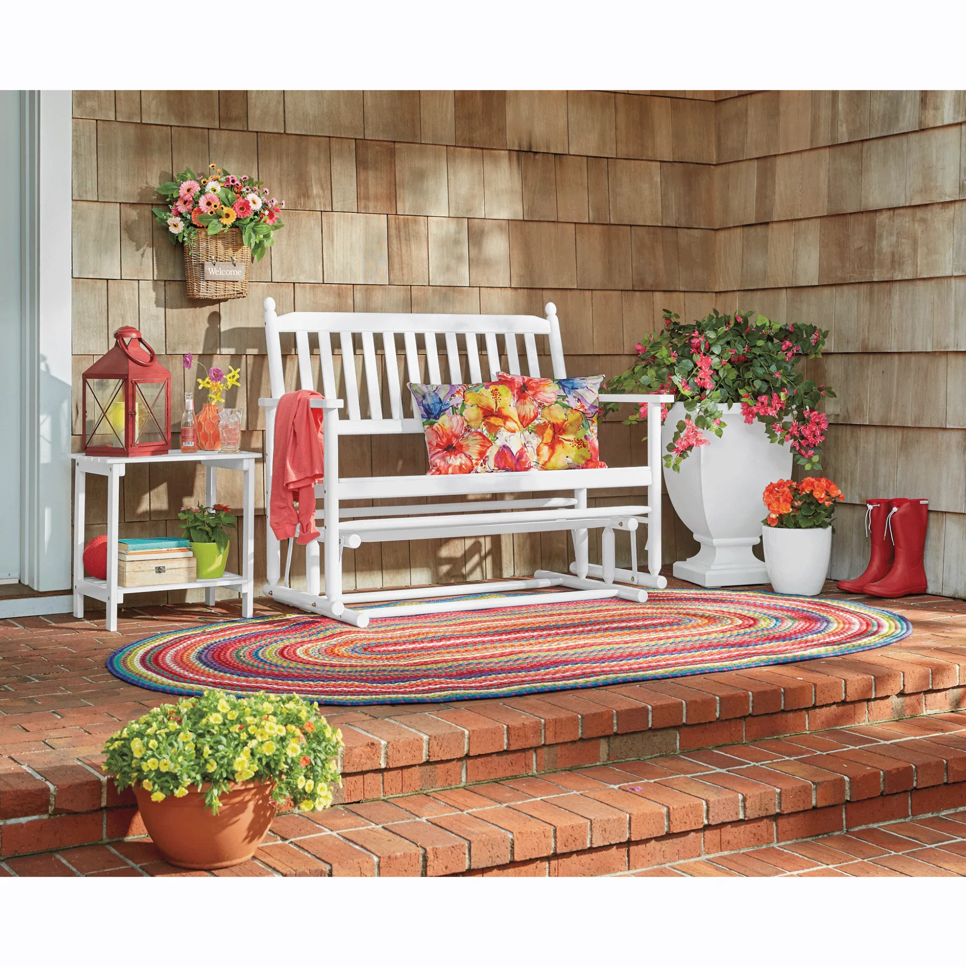 Indoor/Outdoor Bright Braided Rug