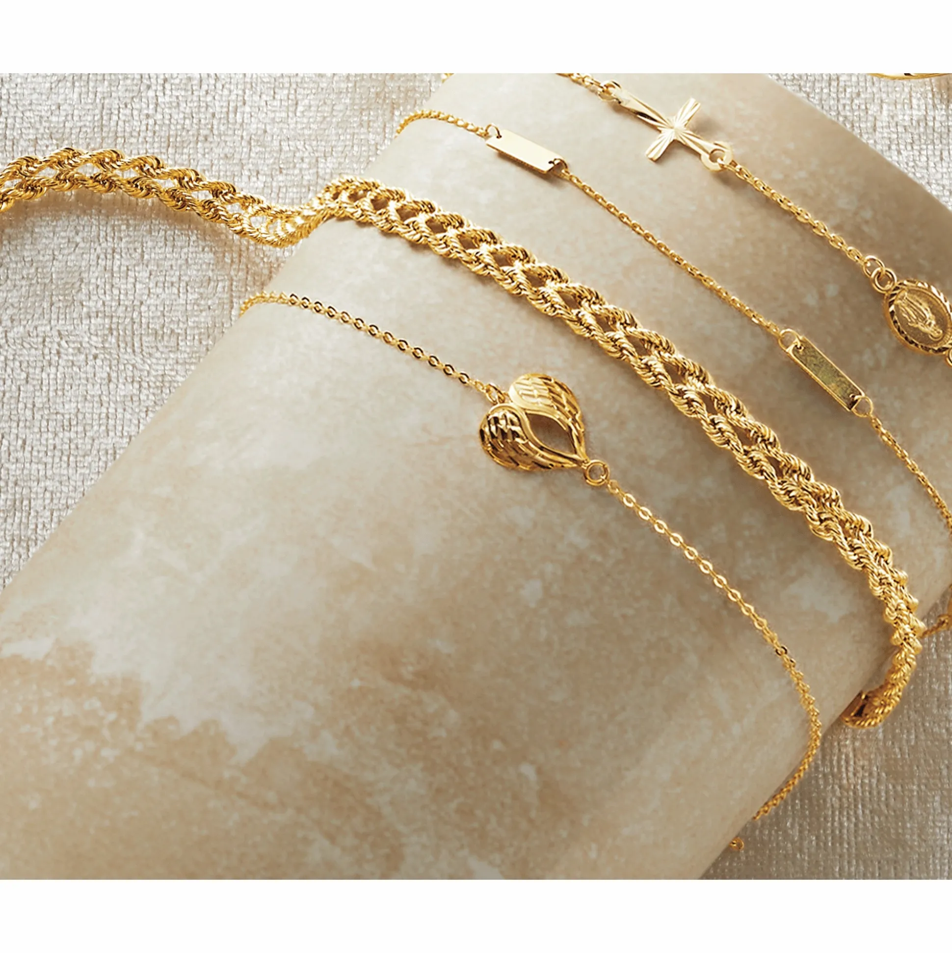 10K Gold Wings/Heart Bracelet