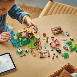 LEGO Friends Panda Sanctuary Animal Care