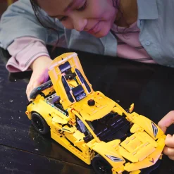 LEGO Technic Chevrolet Corvette Stingray