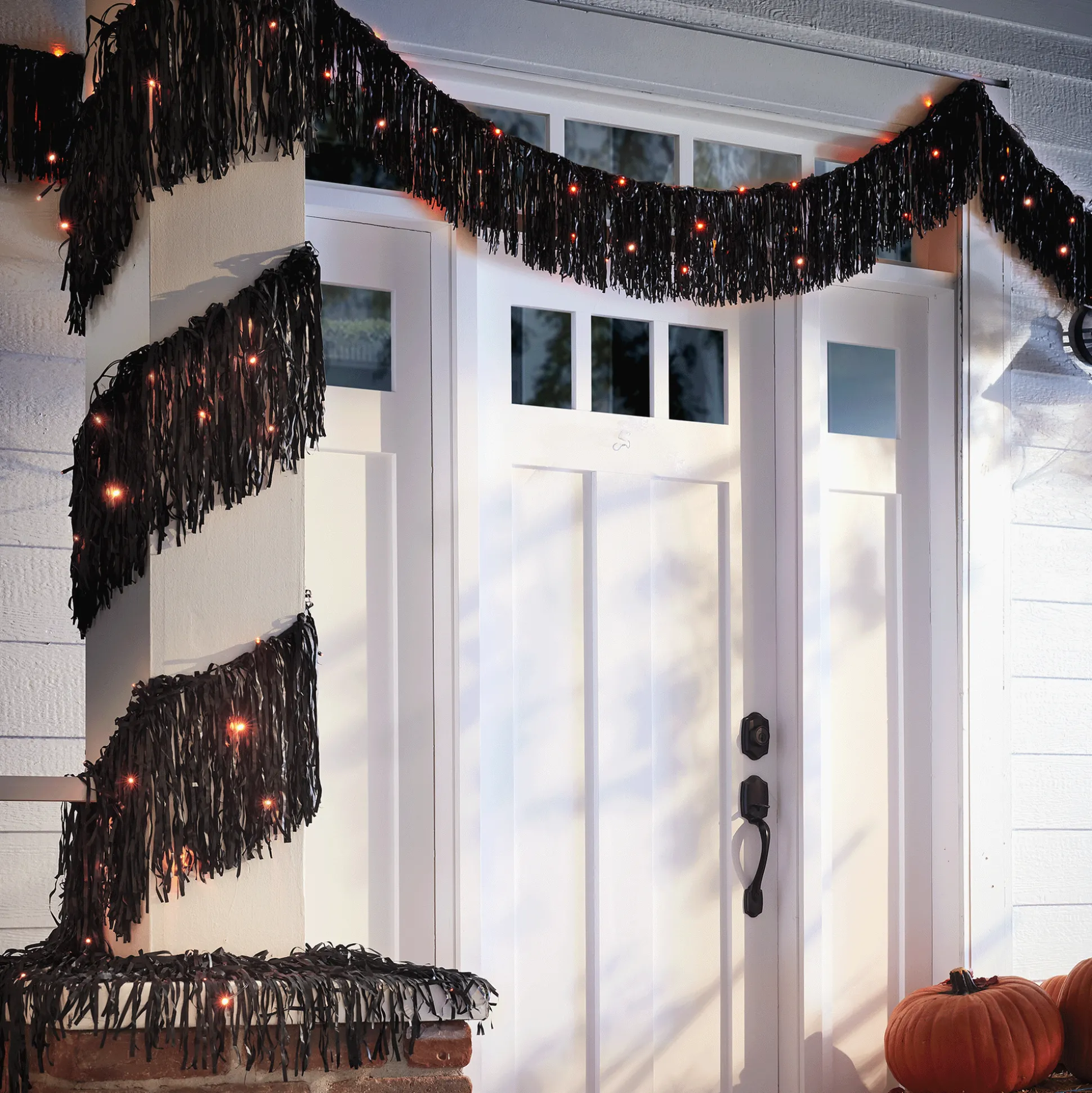 Lit Halloween Garland