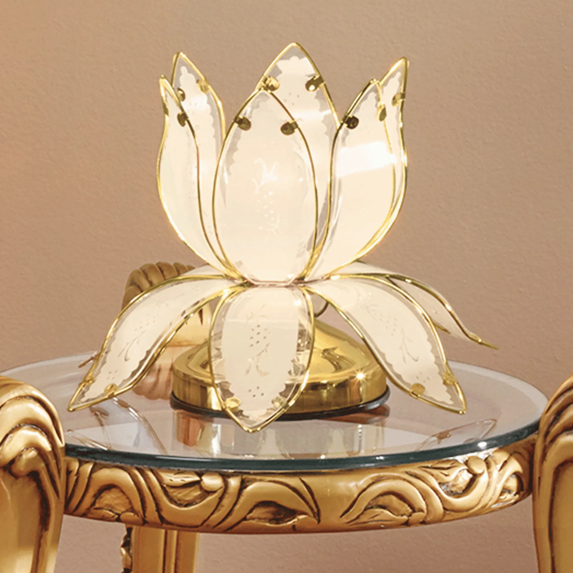Lotus Touch Lamp
