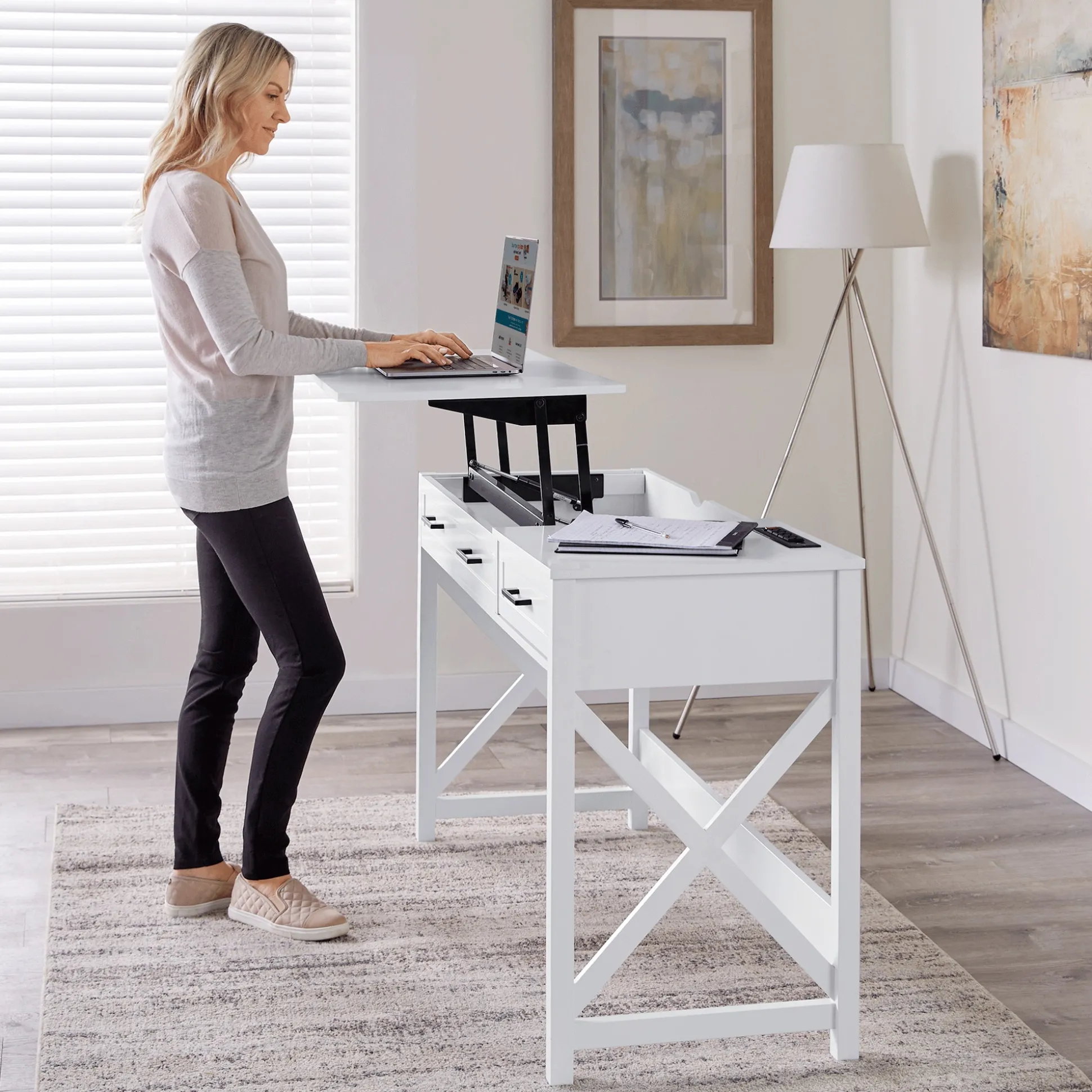 Maddyn Lifting Desk