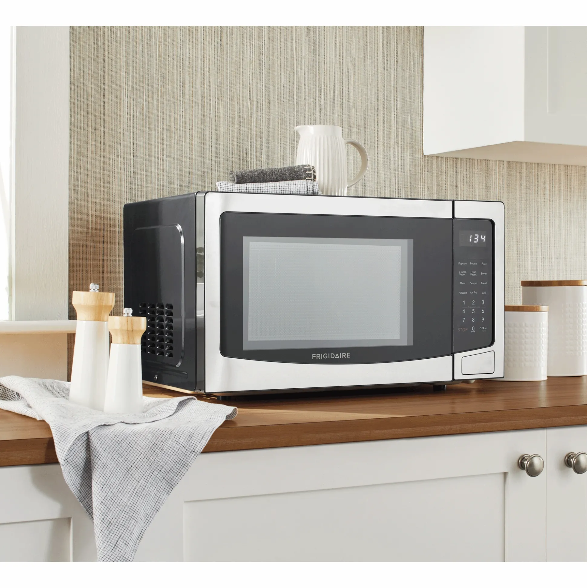 Montgomery Ward 1.1 cu. ft. 3-in-1 Microwave