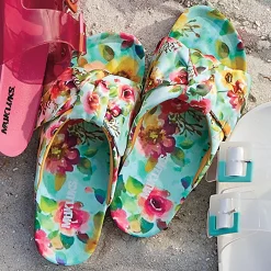 Muk Luks Luau Knotted Slide with Bow, Floral Pattern and Molded Footbed