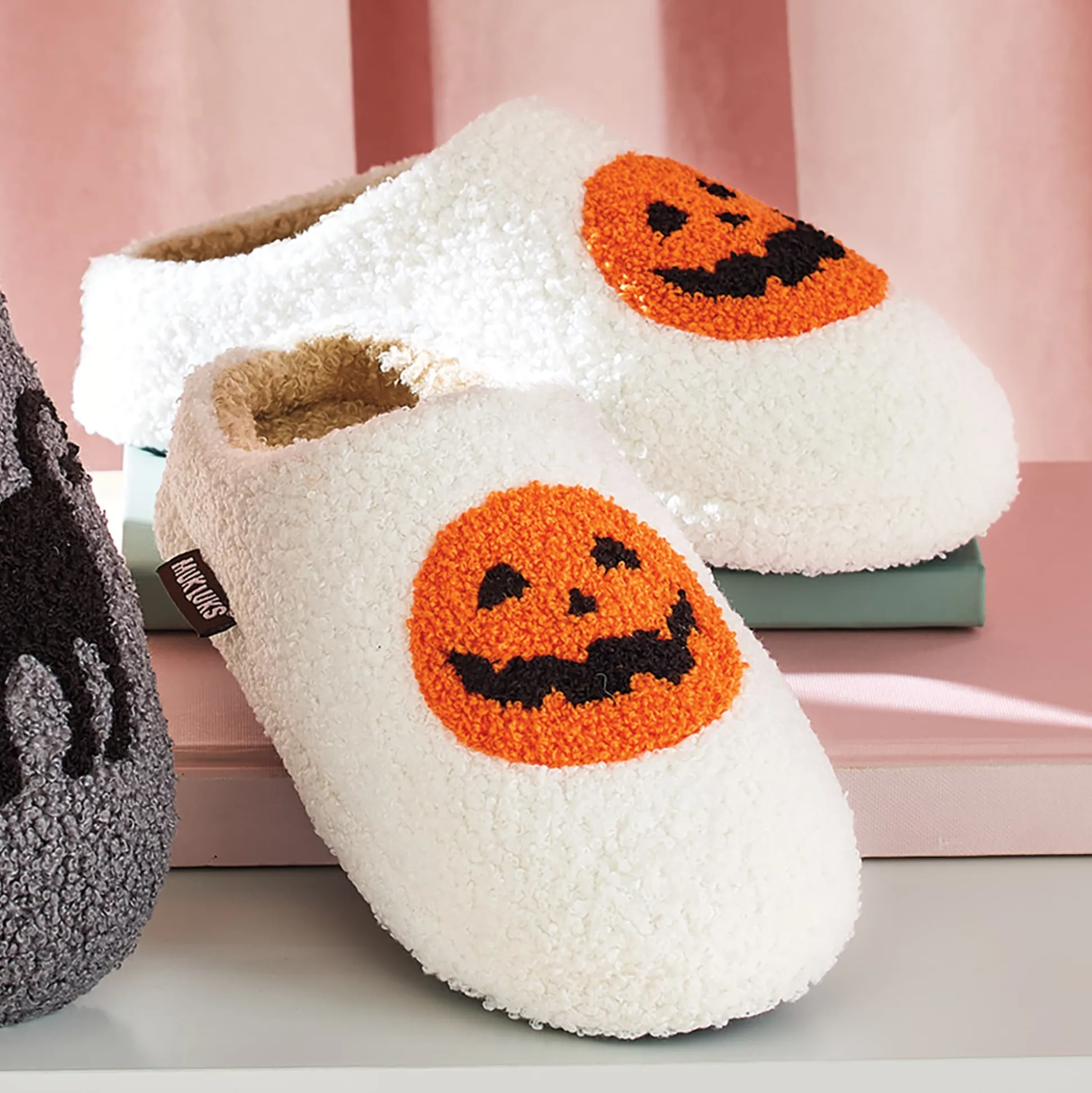 MUK LUKS Women's Halloween Slipper
