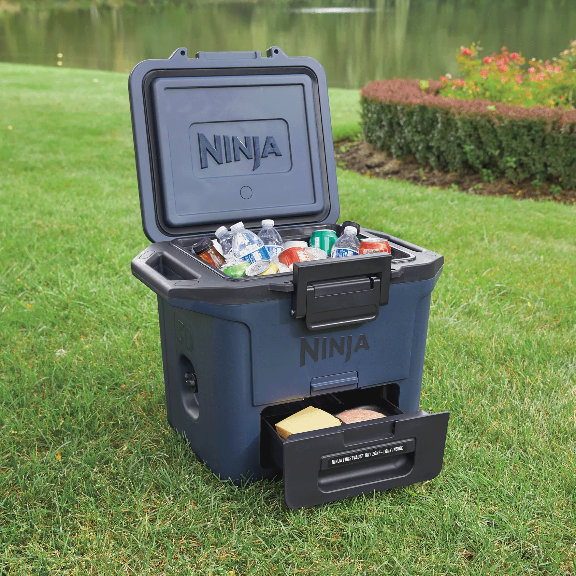 Ninja FrostVault Hard Cooler with Dry Zone