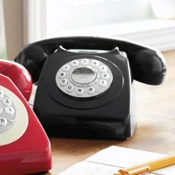 Novelty Retro-Style Phone