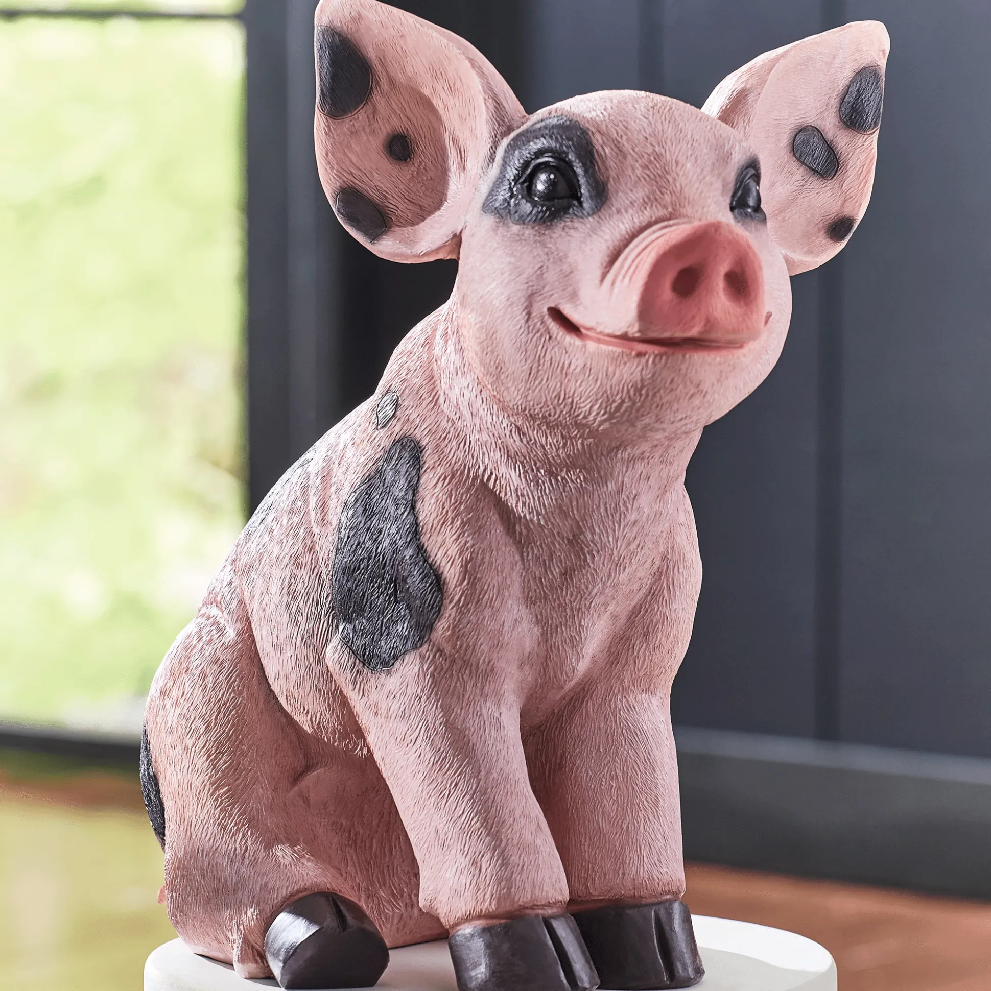 Petey Pig Statue