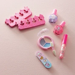 9-Piece Critter Makeup Case