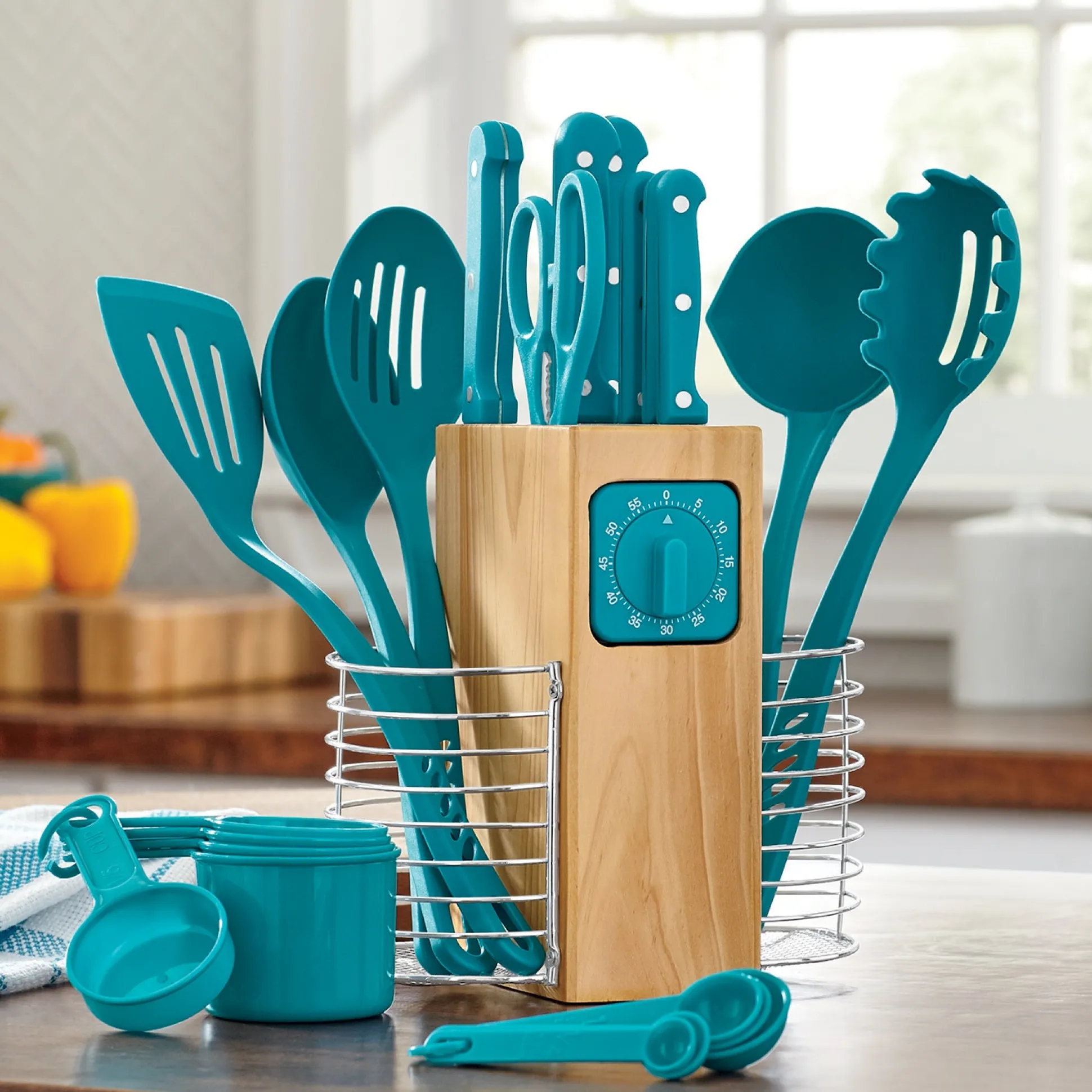 25-Piece Cutlery and Utensil Set