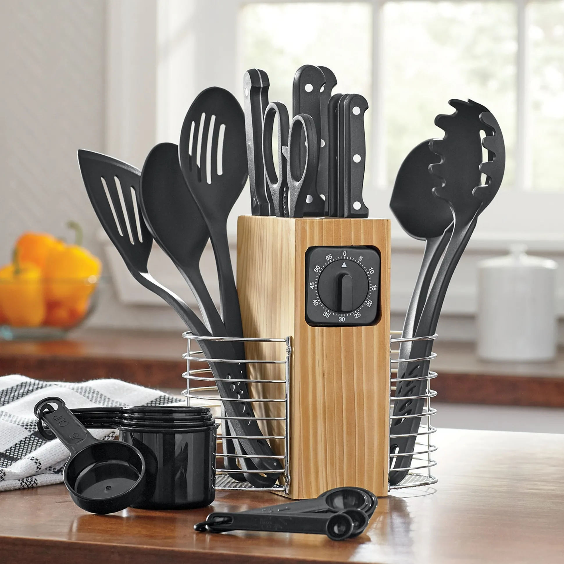 25-Piece Cutlery and Utensil Set