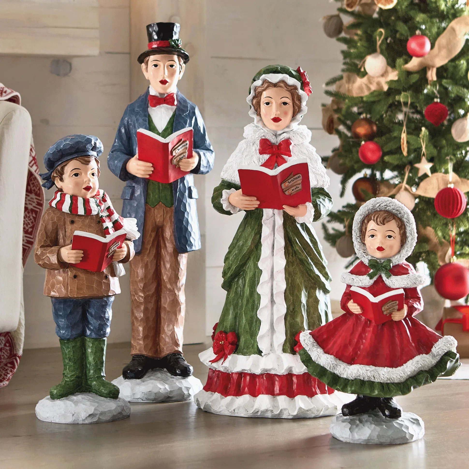4-Piece Lit Resin Caroler Family