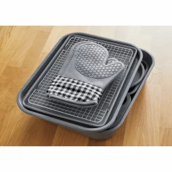 13-Piece Stackable Bakeware Set