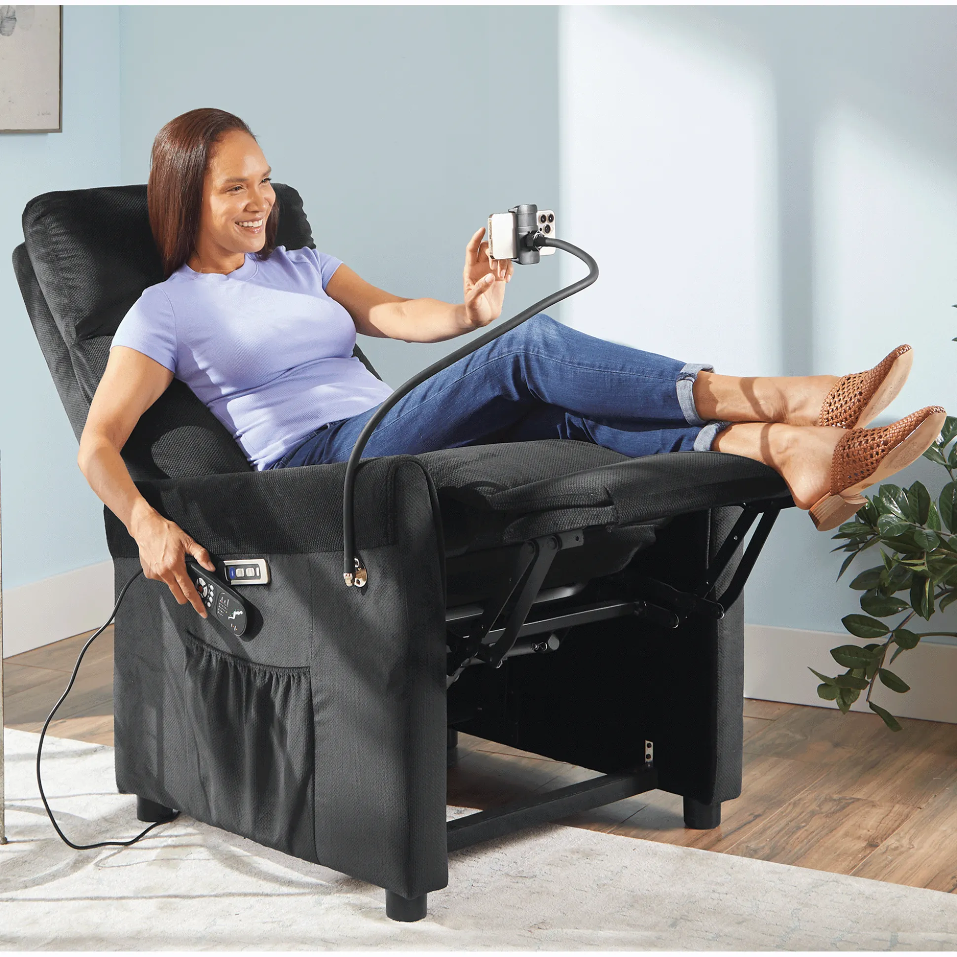 Plush Powered Zero Gravity Chair
