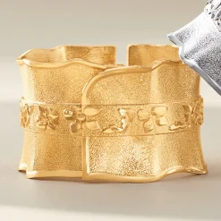 Ripples Hinge-Bangle