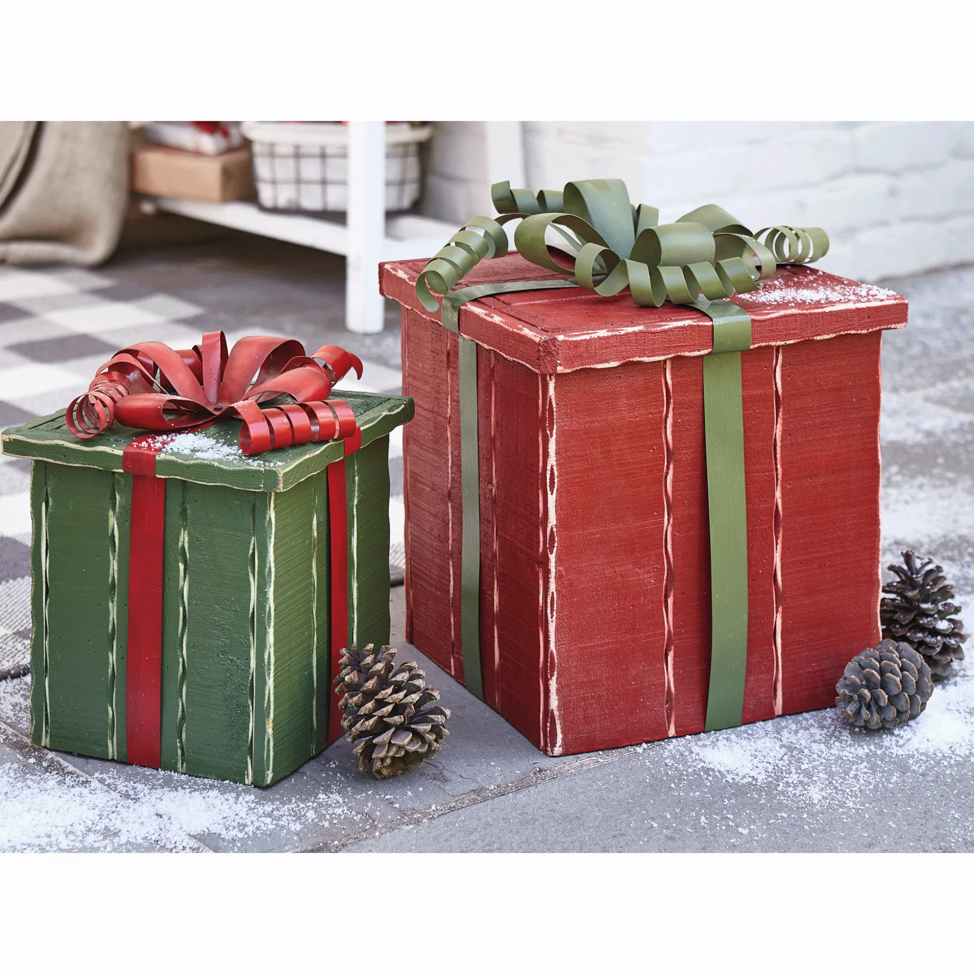 Set of 2 Chunky Wood Presents