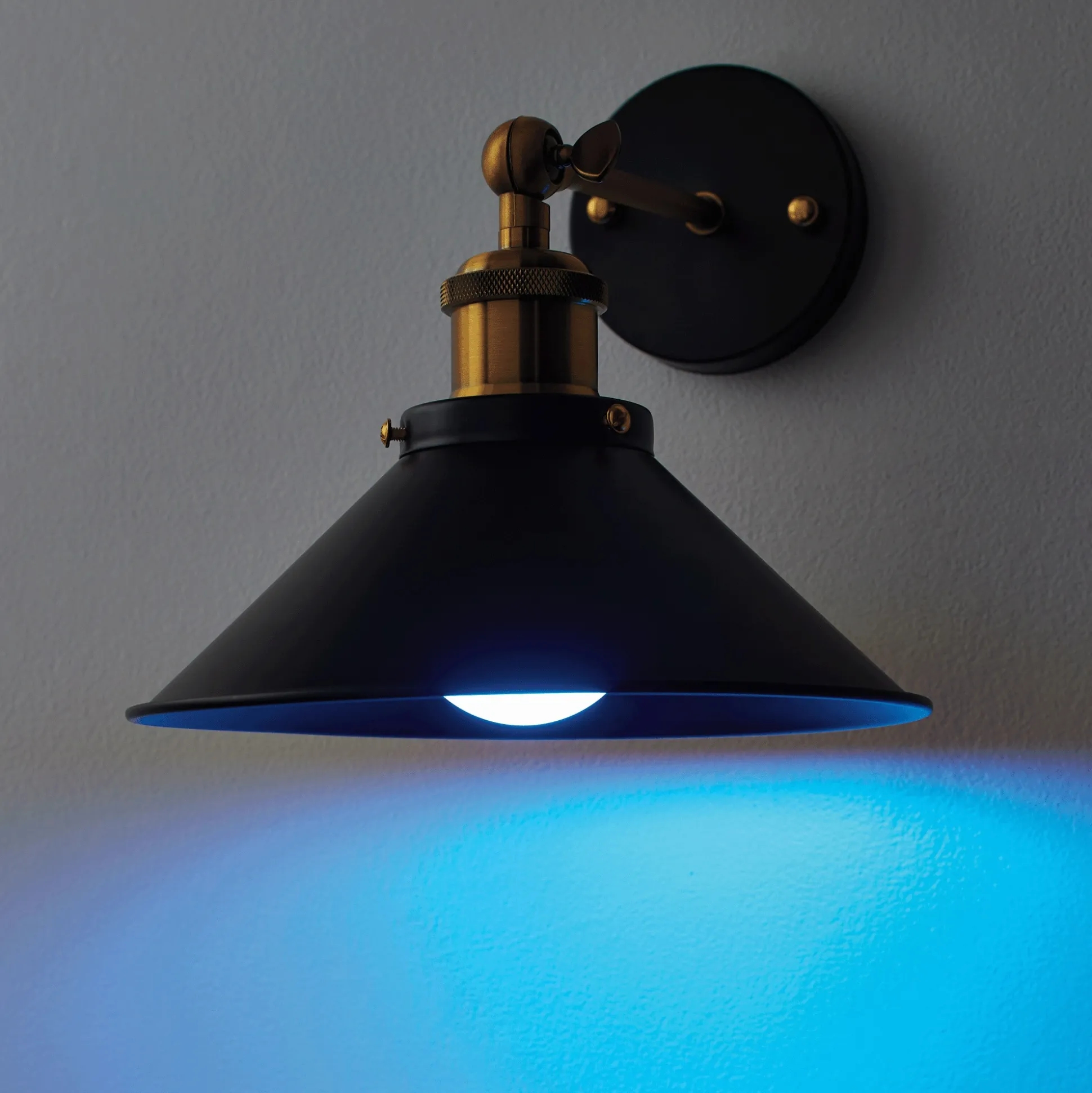 Set of 2 Wireless Sconces