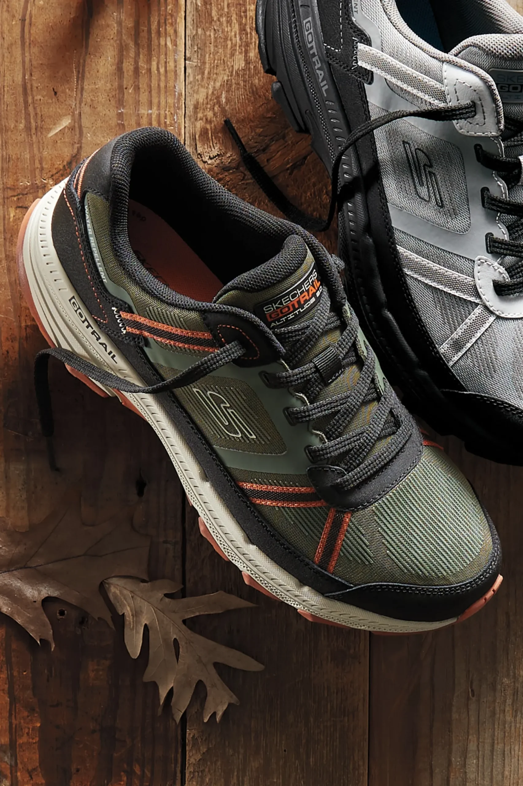 Skechers Go Run Trail Altitude 2.0 Altaridge Shoe with Air-Cooled Goga Mat Footbed and Ultra Light Cushioning