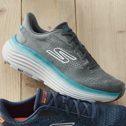Skechers Men's Max Cushioning Endeavour Kauska Shoe