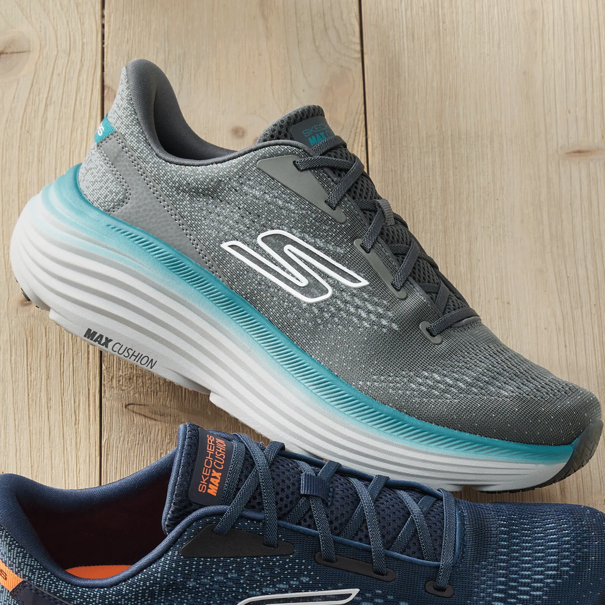 Skechers Men's Max Cushioning Endeavour Kauska Shoe
