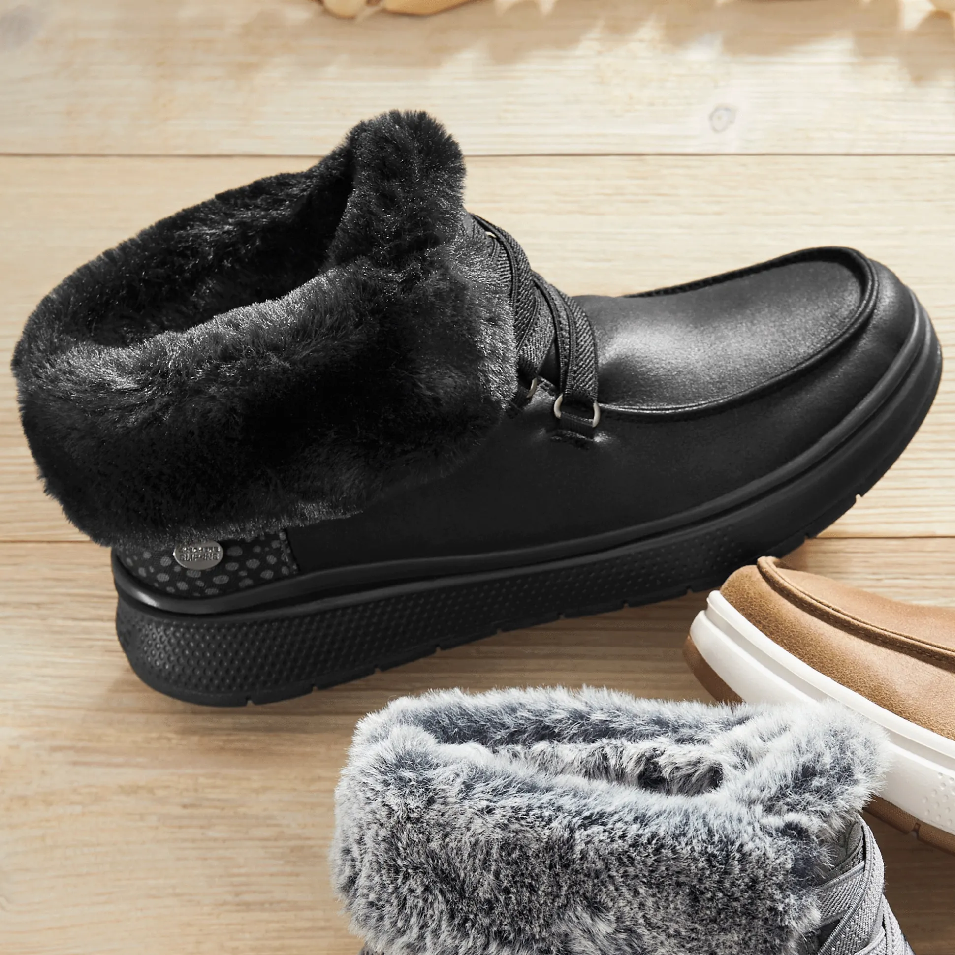 Skechers Slip-Ins Skip Cute Wave Fur Fancies Bootie