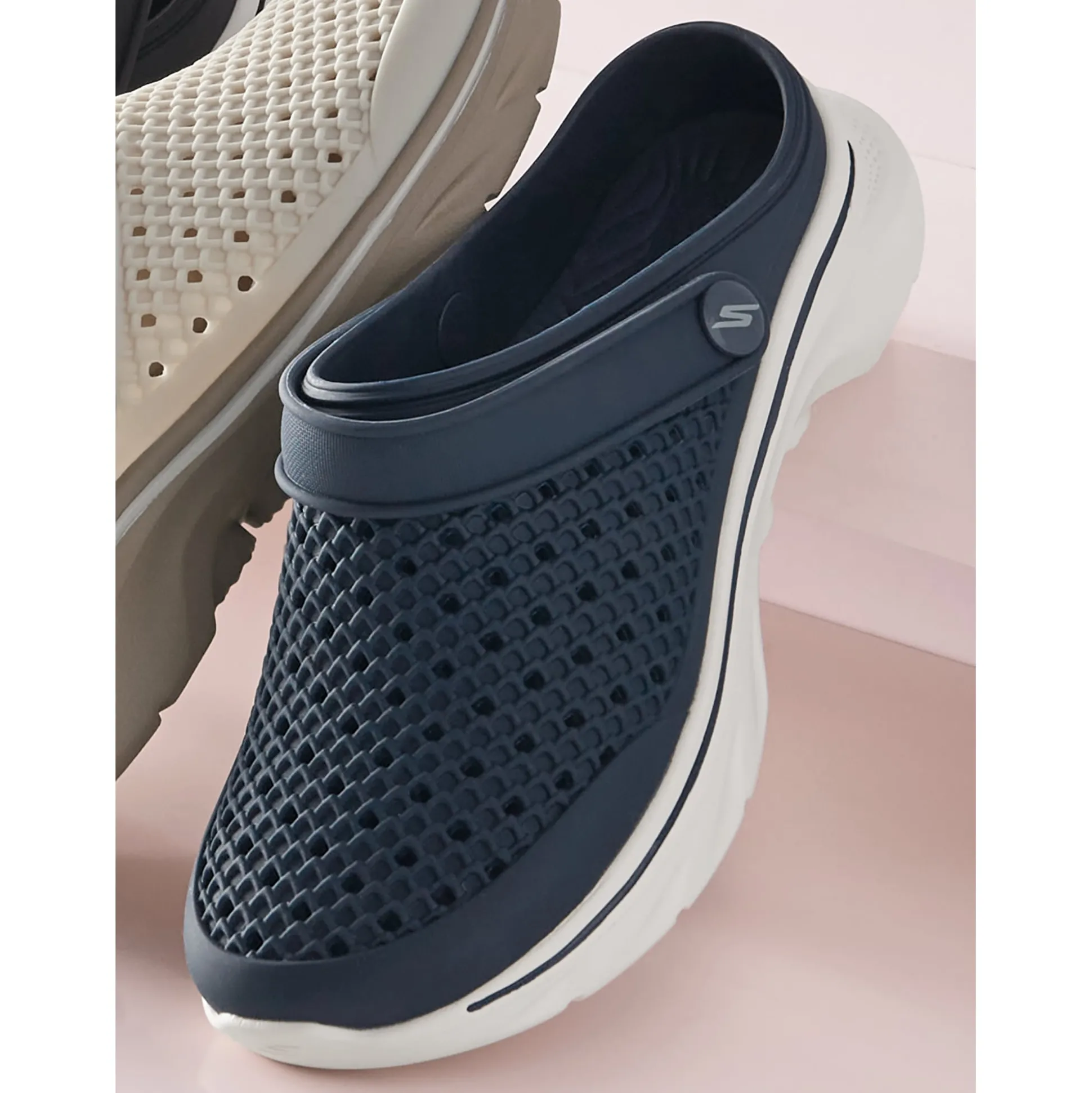 Skechers Women's Foamies GO WALK 7 Joyous Shoe