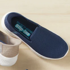 Skechers Women's Slip-Ins GO WALK Flex Relish Slip-On