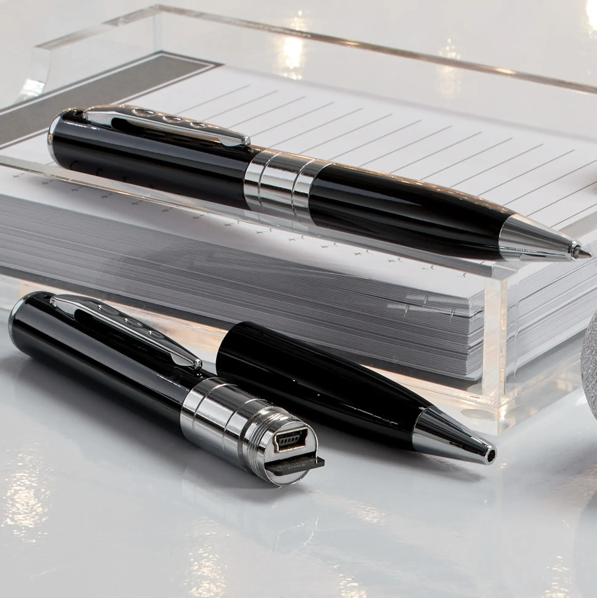 Spy Camera/Voice Recorder Pen