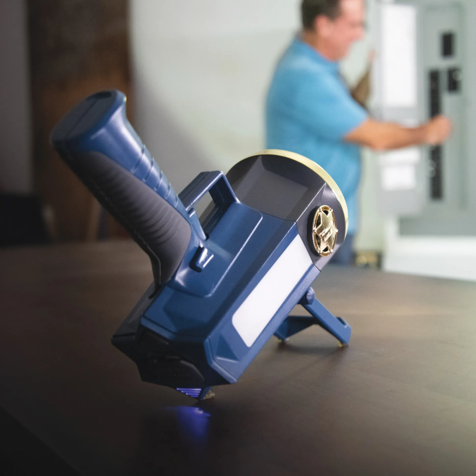Star Patrol Mega-Bright Rechargeable Spotlight