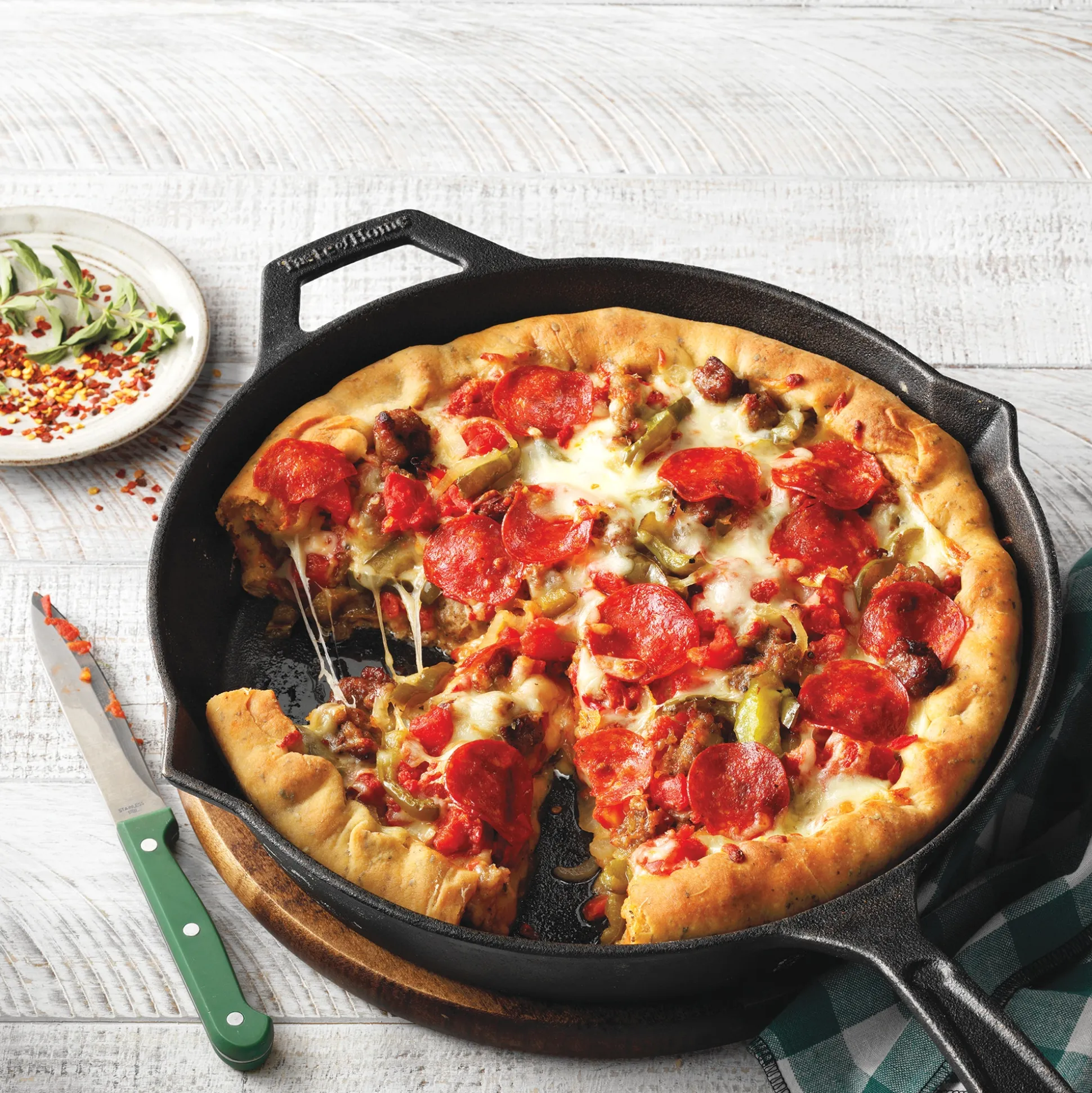 Taste of Home 12" Pre-Seasoned Cast Iron Skillet