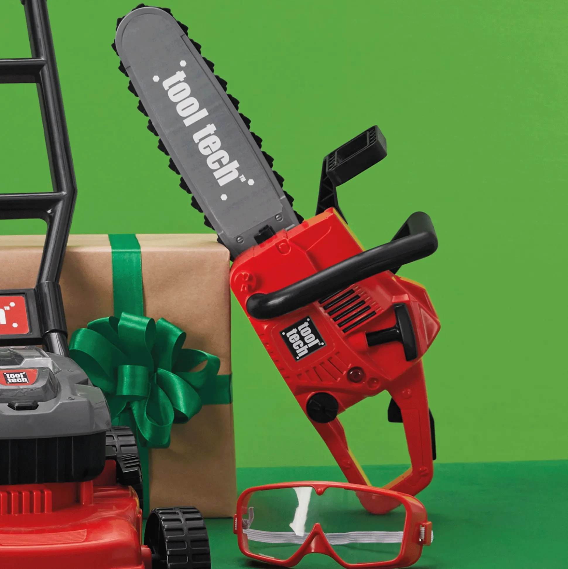 Tool Tech Chainsaw