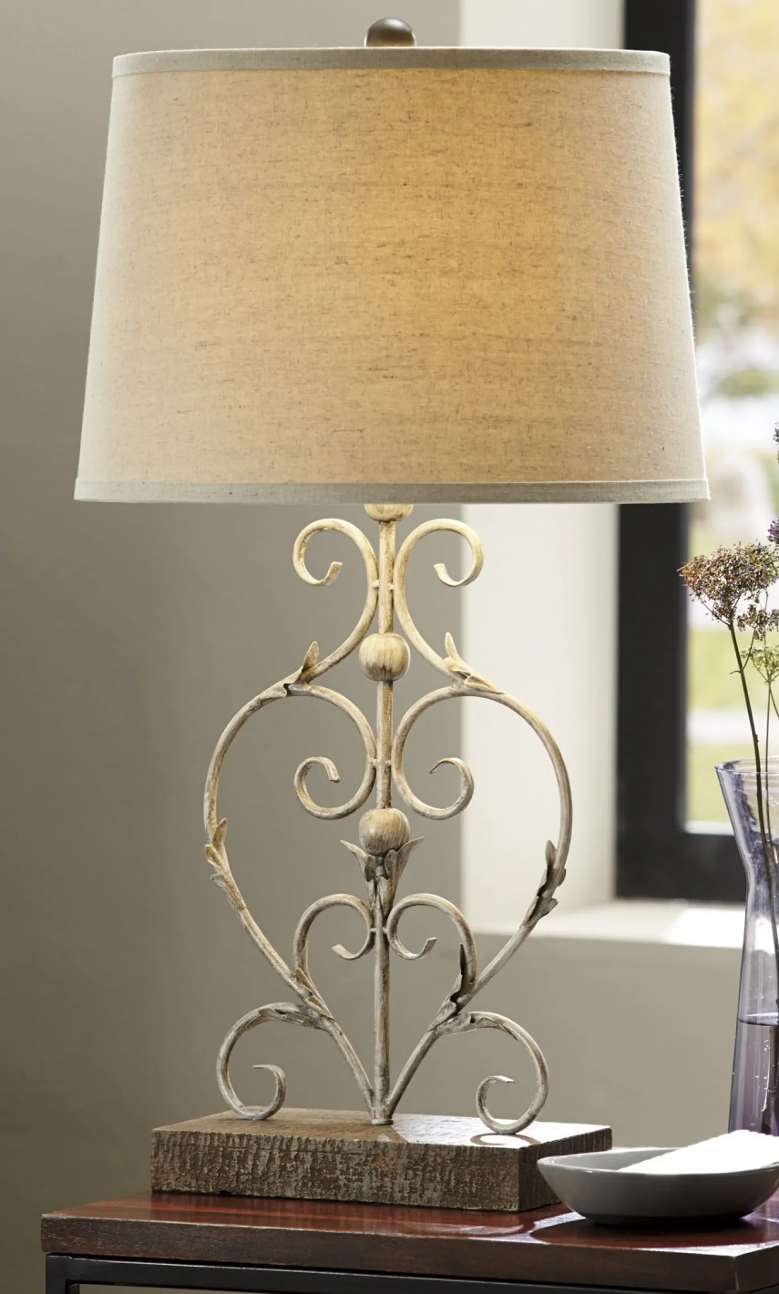Woodruff Lamp
